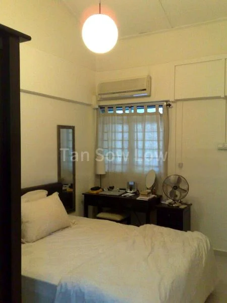 3 Room (3NG) HDB for Rent in  725 Clementi West Street 2 - Image 2