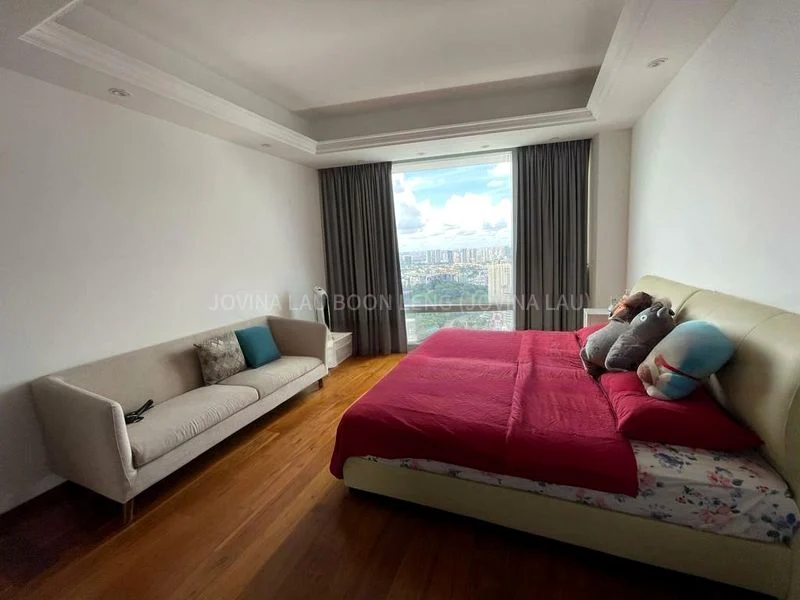4 Bed Condo for Sale in  The Orchard Residences - Image 13
