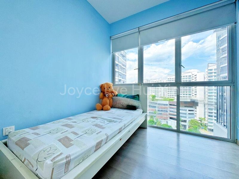 5 Bed Executive Condo for Sale in Heron Bay - Image 5