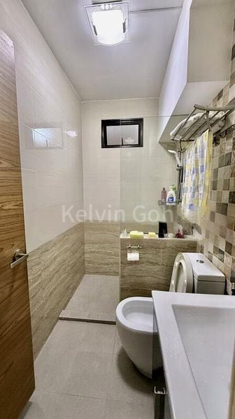 5 Room (5I) HDB for Sale in  271 Toh Guan Road - Image 10
