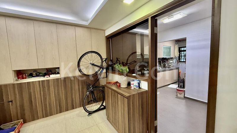 5 Room (5I) HDB for Sale in  271 Toh Guan Road - Image 4