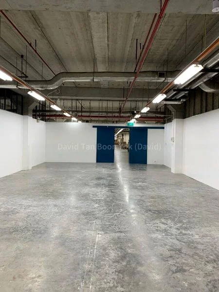 Office for Rent: 387946 - Prime Location, 2-Story Commercial Property on Main Street - Image 1