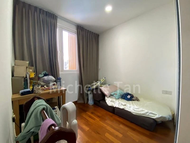 3 Bed Apartment (Condo) for Sale in  Kensington Square - Image 4