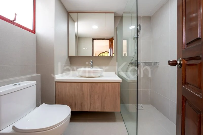 4 Bed Corner Terrace (Landed) for Rent in  Guan Soon Terrace - Image 16