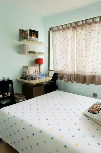 Common Room (Condo) for Rent in  Country Esquire - Image 1