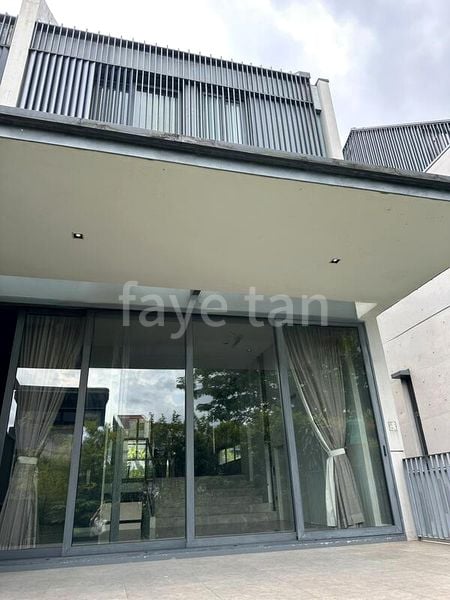 5 Bed Semi-Detached House (Landed) for Sale in  Duchess Garden - Image 4