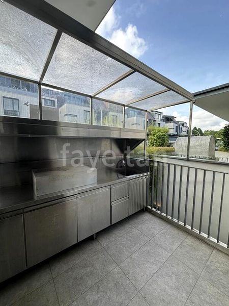 5 Bed Semi-Detached House (Landed) for Sale in  Duchess Garden - Image 9