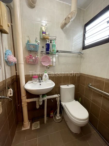 3 Room (3NG) HDB for Rent in  571 Ang Mo Kio Avenue 3 - Image 3