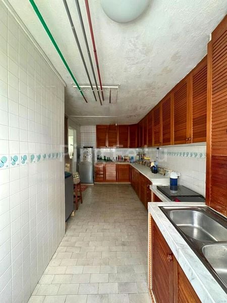 5 Room (5I) HDB for Sale in 289 Tampines Street 22 - Image 5