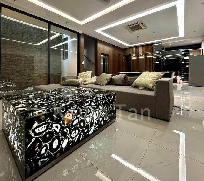 5 Bed Semi-Detached House (Landed) for Sale in Serangoon Garden Estate - Image 4