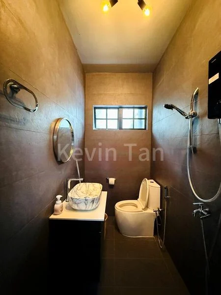 4 Bed Semi-Detached House (Landed) for Sale in Pasir Ris Beach Park - Image 2