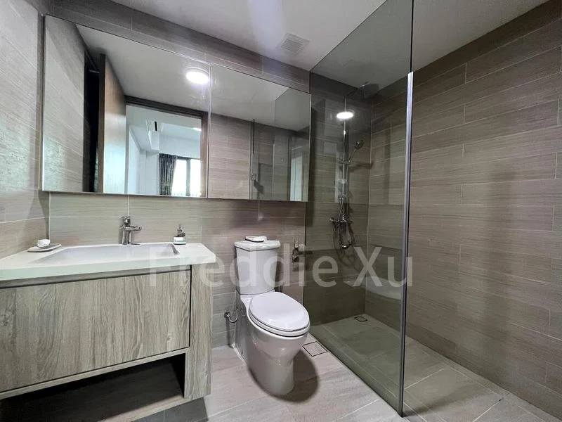 2 Bed Condo for Rent in Kingsford Waterbay - Image 4