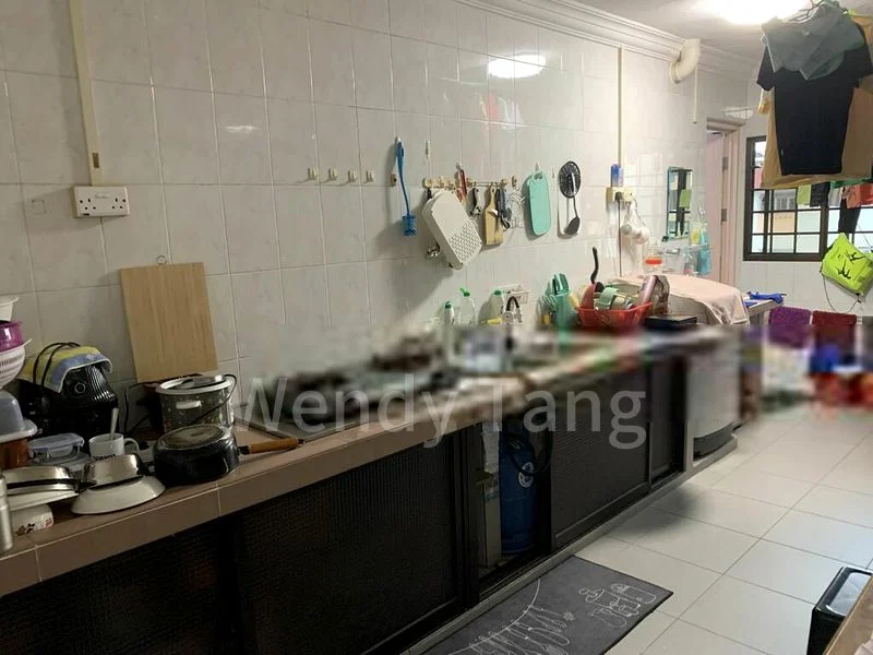 3 Room (3A) HDB for Rent in  218 Ang Mo Kio Avenue 1 - Image 5