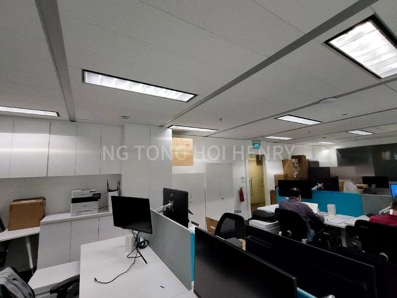 Office for Rent: Gateway East - Image 4