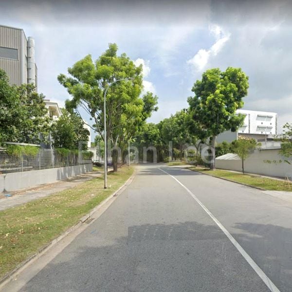 Factory / Workshop (B2) for Rent: Tuas Bay Industrial Centre - Image 1