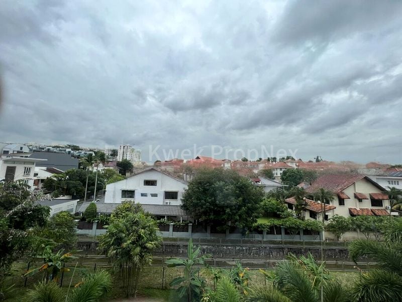 5 Bed Bungalow (Landed) for Sale in  Coronation Road - Image 9