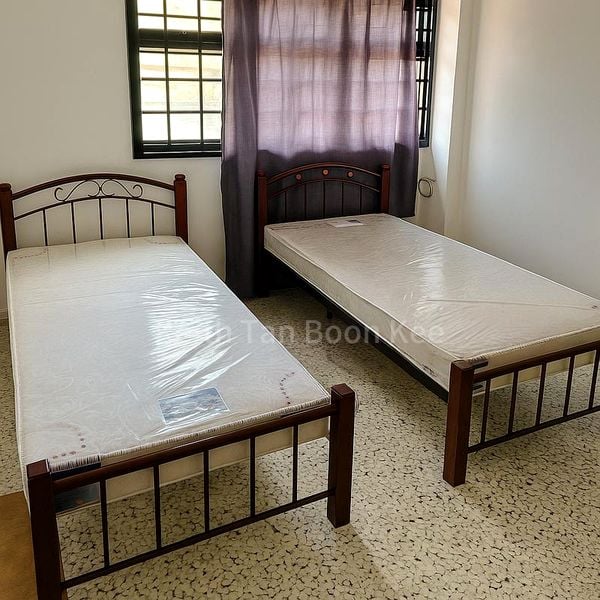 3 Room (3I) HDB for Rent in  8 Holland Avenue - Image 4