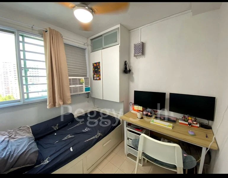 3 Room (3I) HDB for Rent in  160 Mei Ling Street - Image 8