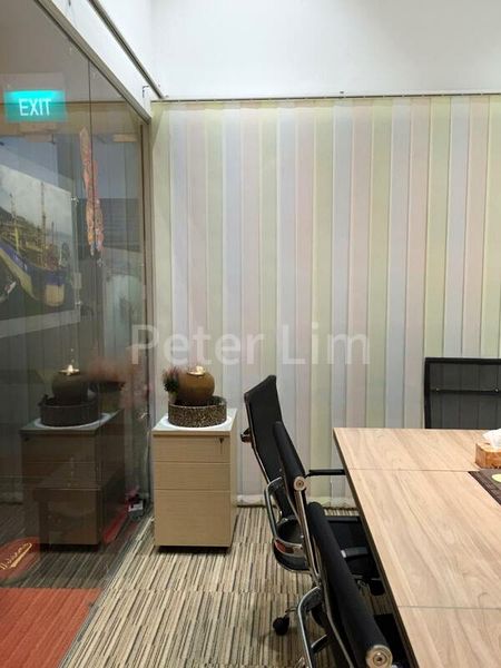 Light Industrial (B1) for Rent: Tradehub 21 - Image 2