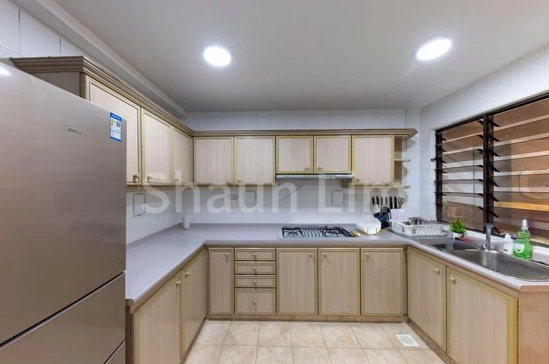 Common Room (Condo) for Rent in  Fuyuen Court - Image 5