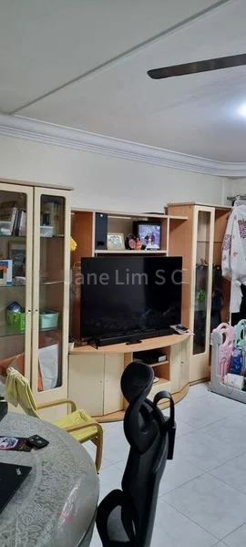 5 Room (5I) HDB for Rent in 203A Compassvale Road - Image 2