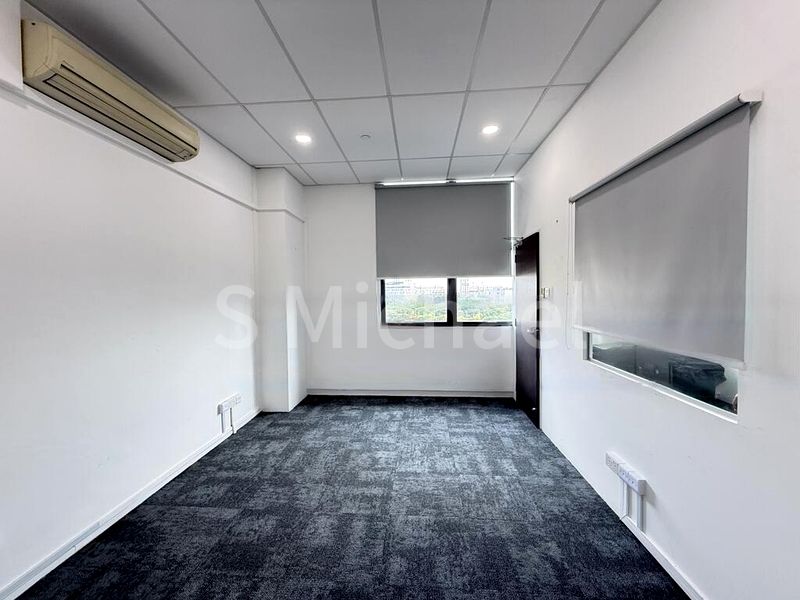 Light Industrial (B1) for Rent: Tradehub 21 - Image 3