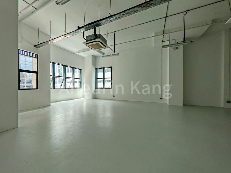 Light Industrial (B1) for Rent in  Interlocal Centre - Image 5