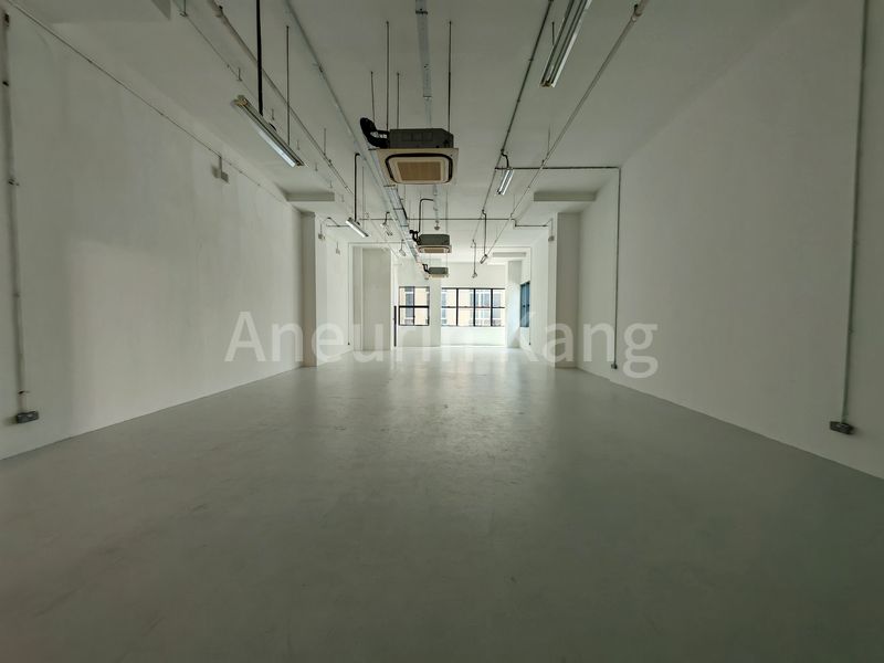 Light Industrial (B1) for Rent in  Interlocal Centre - Image 4