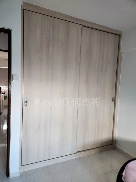 Common Room (HDB) for Rent in  242 Serangoon Avenue 3 - Image 4