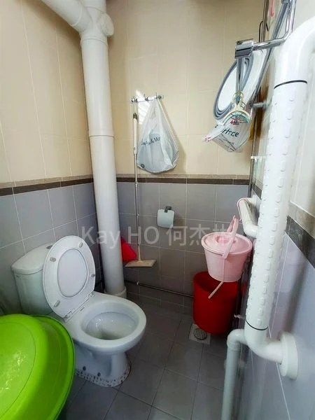 Common Room (HDB) for Rent in  242 Serangoon Avenue 3 - Image 8