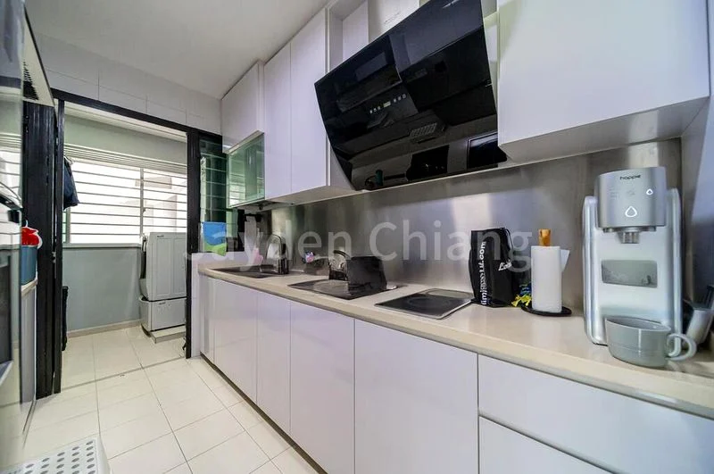 4 Room (4A) HDB for Sale in  471A Upper Serangoon Crescent - Image 8