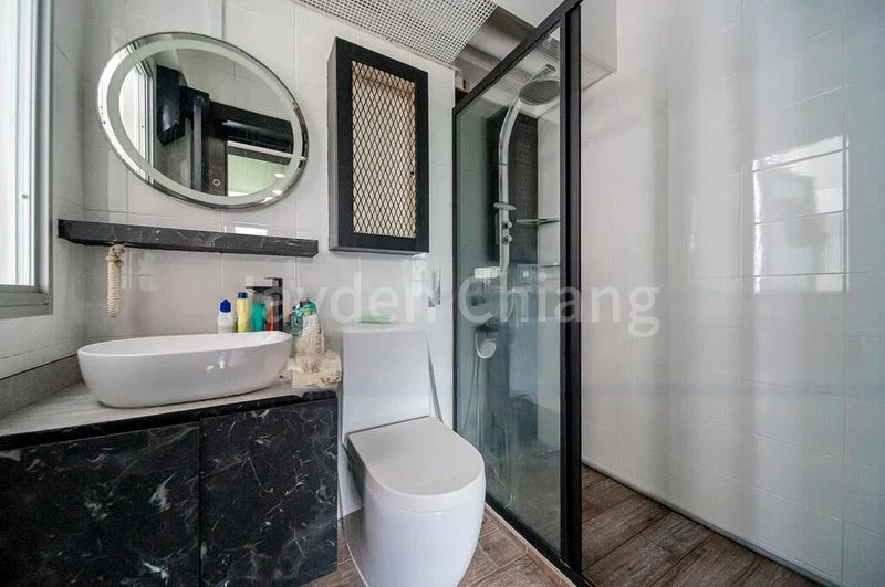 4 Room (4A) HDB for Sale in  471A Upper Serangoon Crescent - Image 3