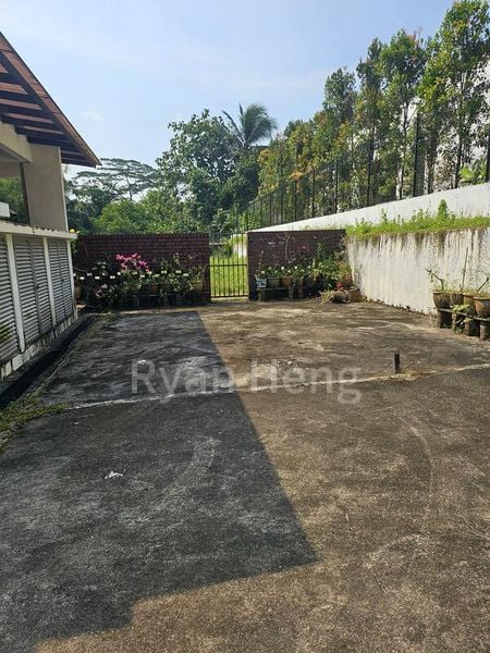 8 Bed Bungalow (Landed) for Sale in  Windsor Park - Image 2