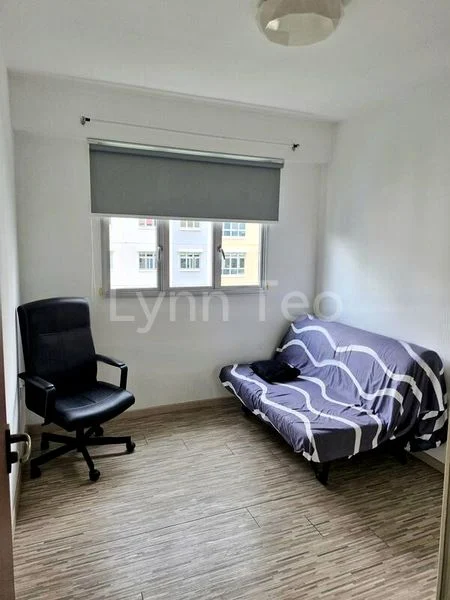 Common Room (HDB) for Rent in  128C Canberra Street - Image 3