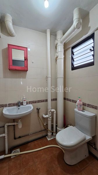 3 Room (3NG) HDB for Sale in 102 Jurong East Street 13 - Image 7