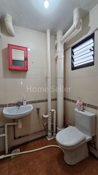 3 Room (3NG) HDB for Sale in 102 Jurong East Street 13 - Image 8