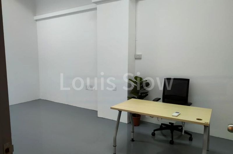 Light Industrial (B1) for Rent: Woodlands 11 - Image 3