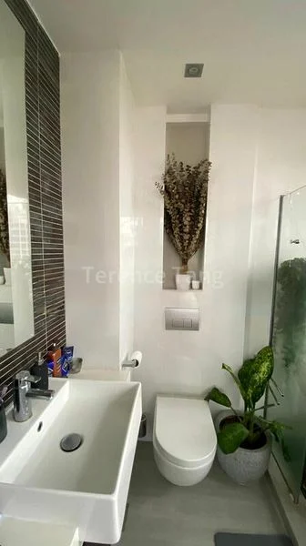 1 Bed Apartment (Condo) for Rent in  Robertson Edge - Image 5