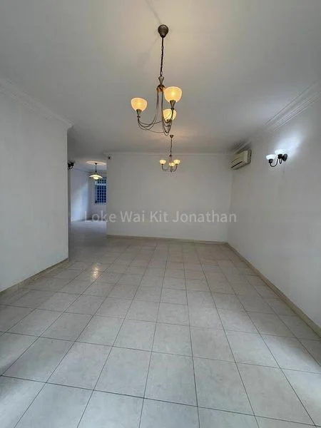 3 Bed Condo for Sale in  Crescendo Park - Image 5