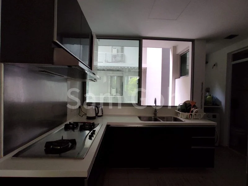 3 Bed Condo for Rent in  Botannia - Image 5