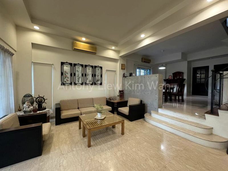 5 Bed Terraced House (Landed) for Sale in  Villa Verde - Image 15