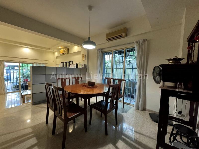 5 Bed Terraced House (Landed) for Sale in  Villa Verde - Image 11