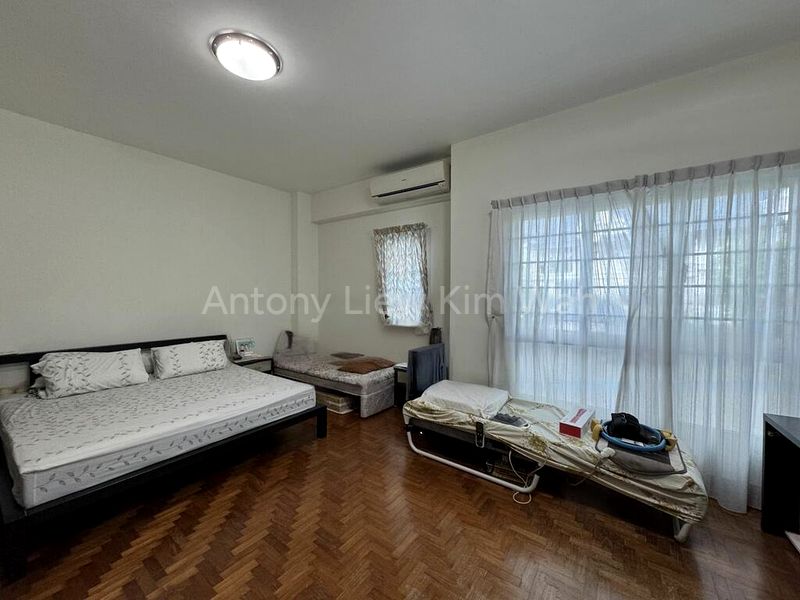 5 Bed Terraced House (Landed) for Sale in  Villa Verde - Image 13