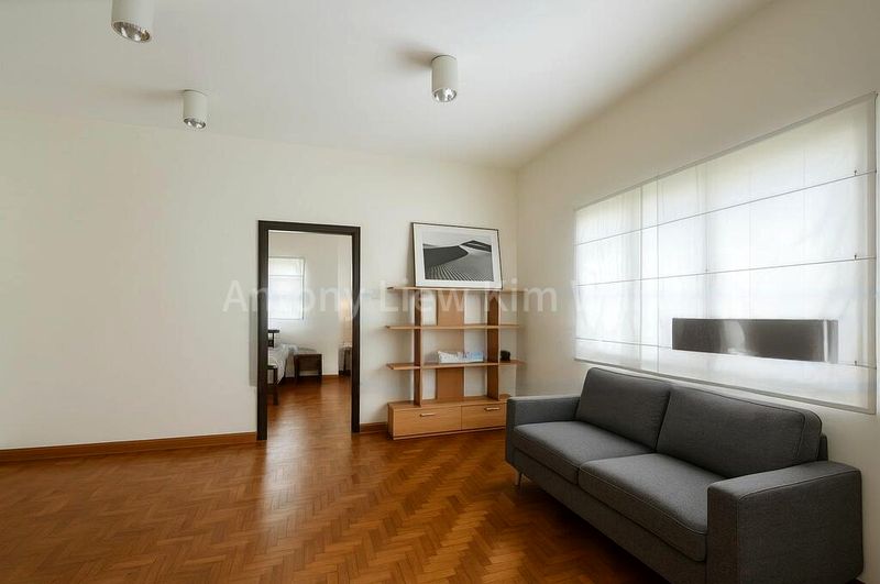 5 Bed Terraced House (Landed) for Sale in  Villa Verde - Image 7