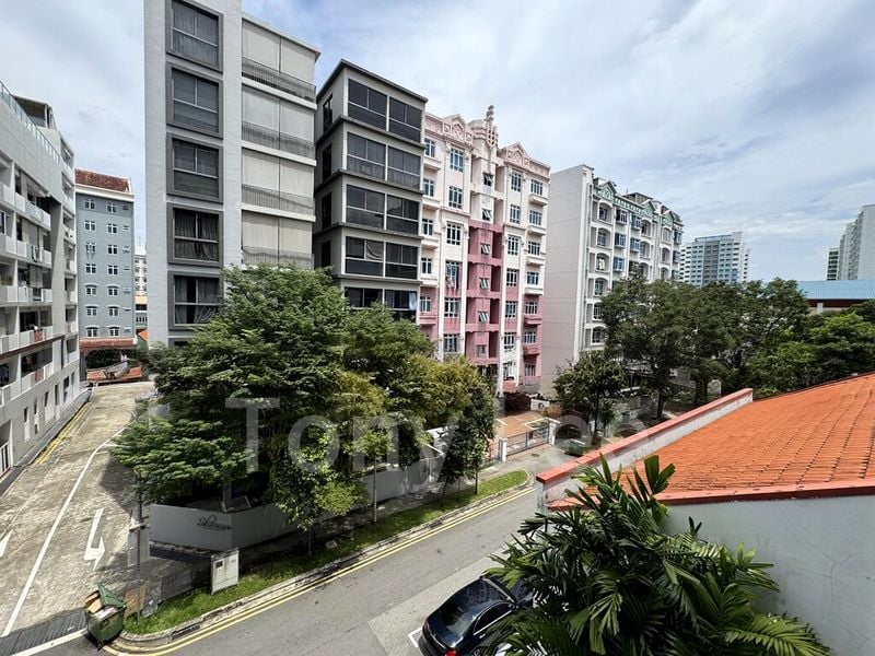 1 Bed Condo for Rent in  Ness - Image 4