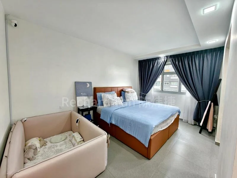 5 Room (5A) HDB for Sale in  338D Anchorvale Crescent - Image 7