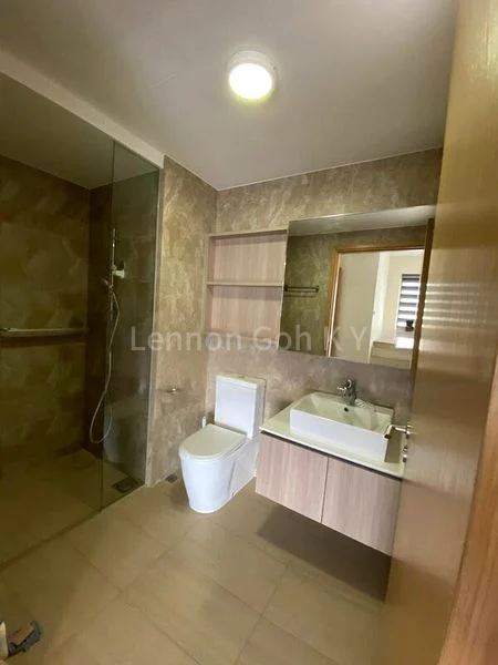 3 Bed Executive Condo for Sale in  The Vales - Image 12