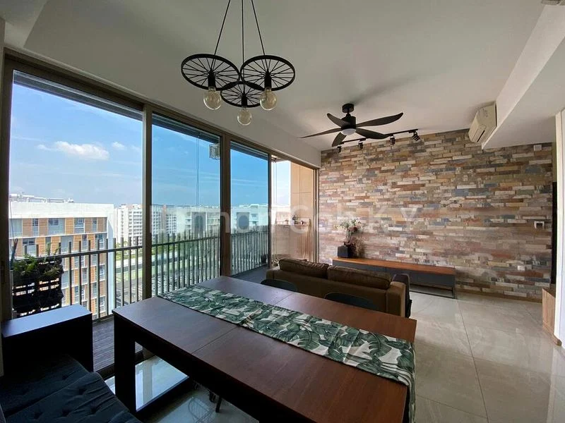 3 Bed Executive Condo for Sale in  The Vales - Image 3