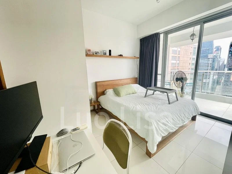 3 Bed Apartment (Condo) for Sale in  Lumiere - Image 2