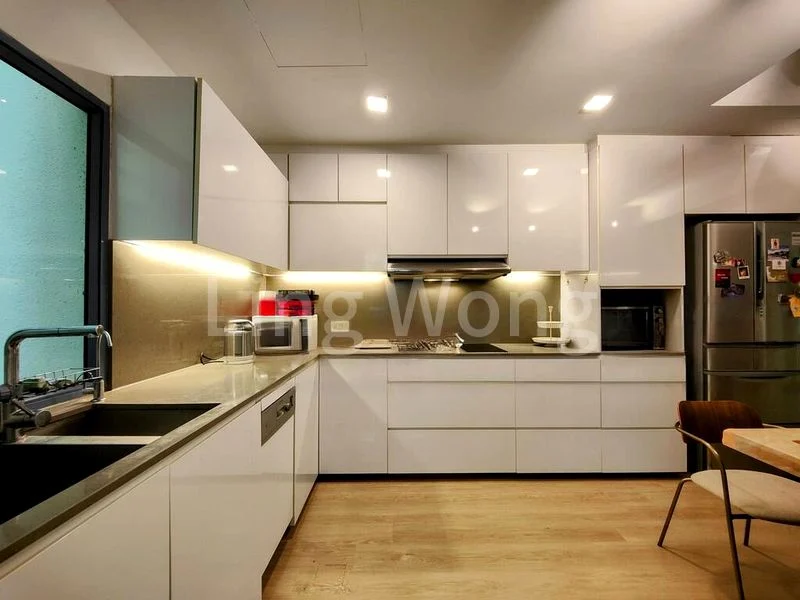 3 Bed Condo for Sale in  Dormer Park - Image 3